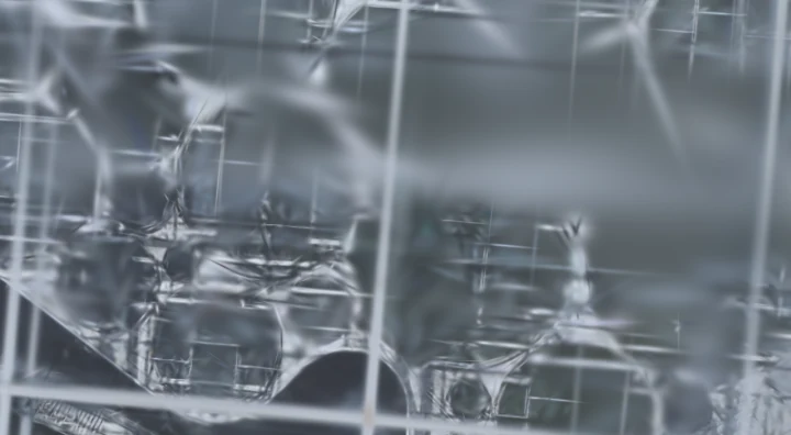 Indistinct glass-panel framing in the initial reconstruction